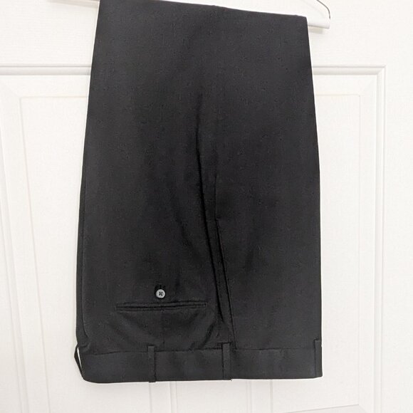Stafford Black Dress Pants Men's  Size 36/30 Flat Front - Picture 2 of 8